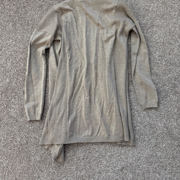 Women’s cardigan NWT - Picture 2 of 3